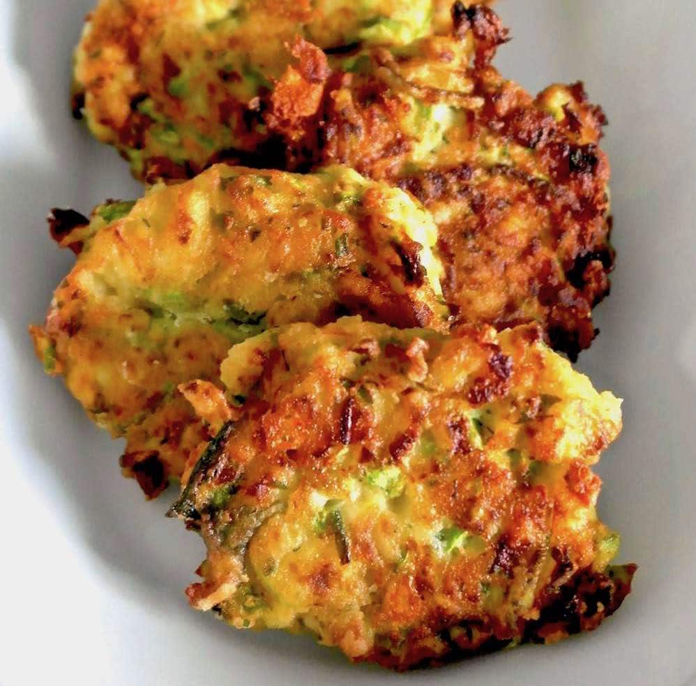 TasteGurus recipe image for Kolokithokeftedes