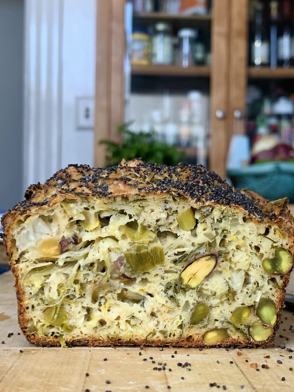 TasteGurus recipe image for Savory Aperitif Zucchini Cake